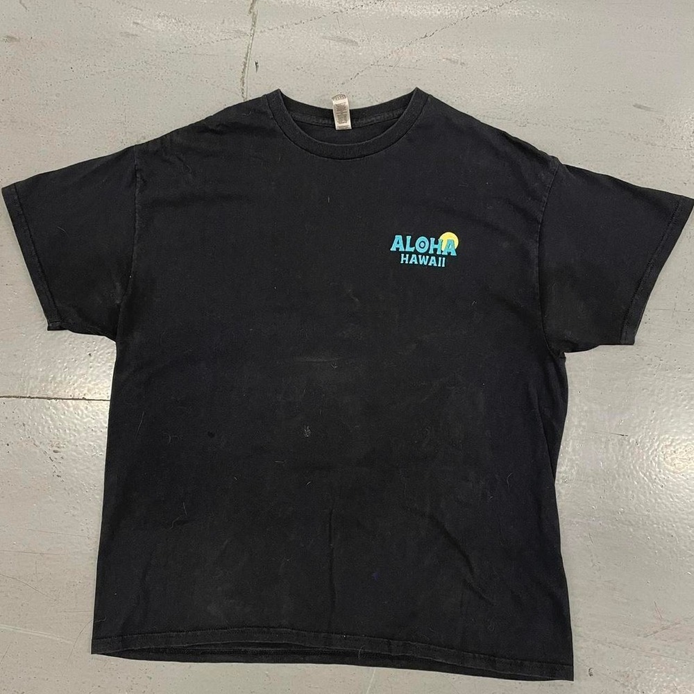 Black Gildan Aloha‎ Hawaii tee with cool back graphic